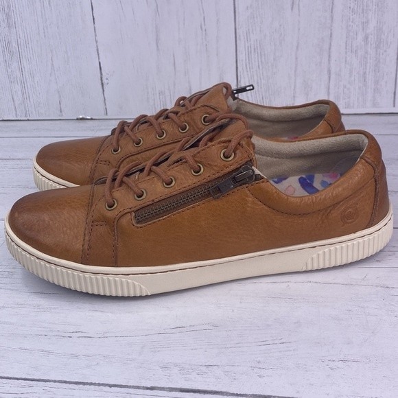 Born Brown Leather Sneakers in Womens Size 10 - Picture 9 of 9